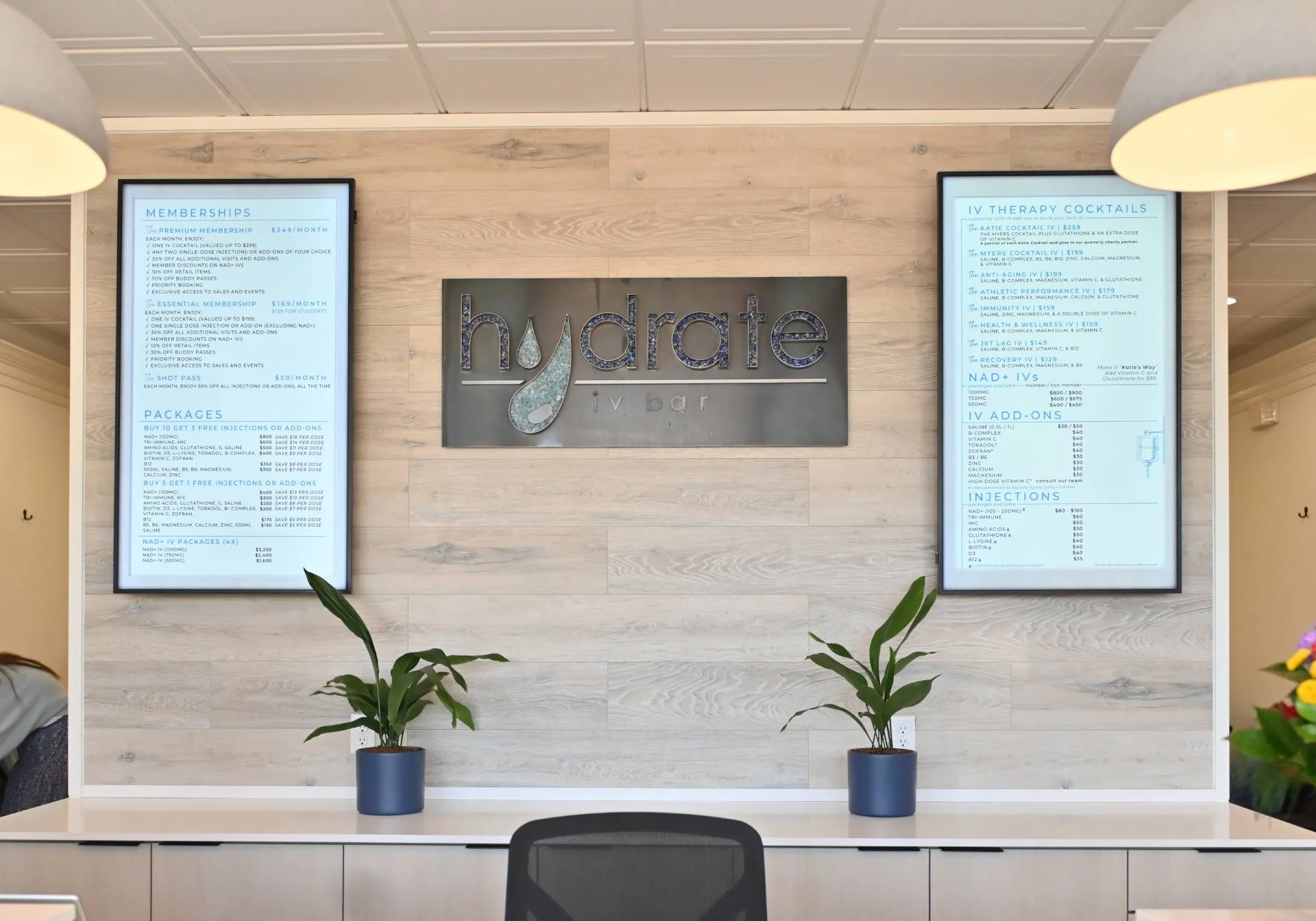 Cozy spa-like environment at Hydrate IV Bar – NAD injections IV therapy and vitamin drips